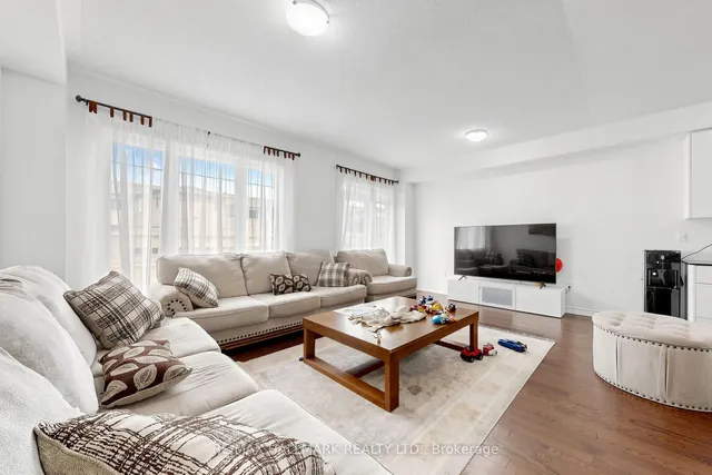 37 Velvet Dr, Whitby 4