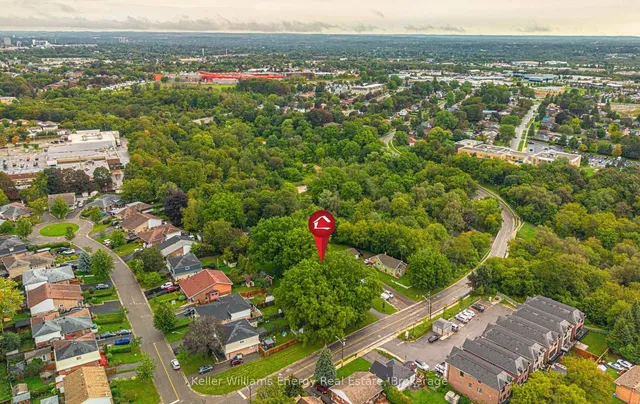 220 Thomas St, Oshawa 4