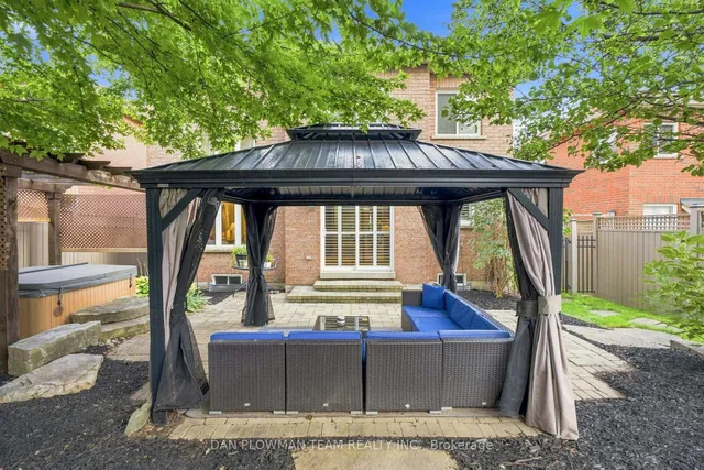 102 Southfield Ave, Clarington 4