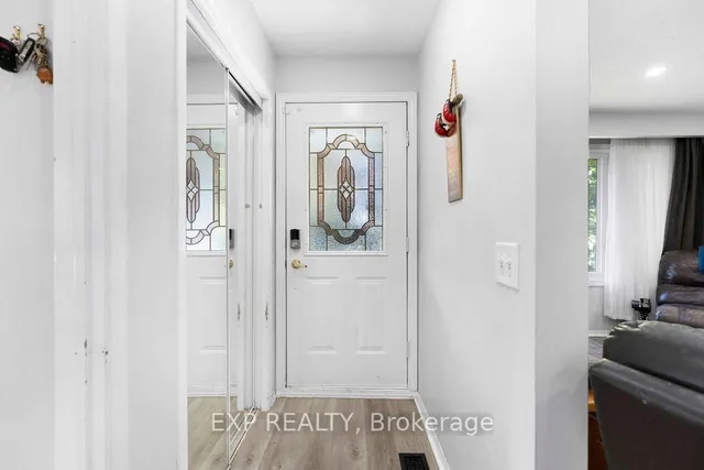 167 Sinclair Ave, Oshawa 3