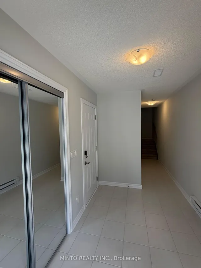 1124 Greentree Path, Oshawa 3