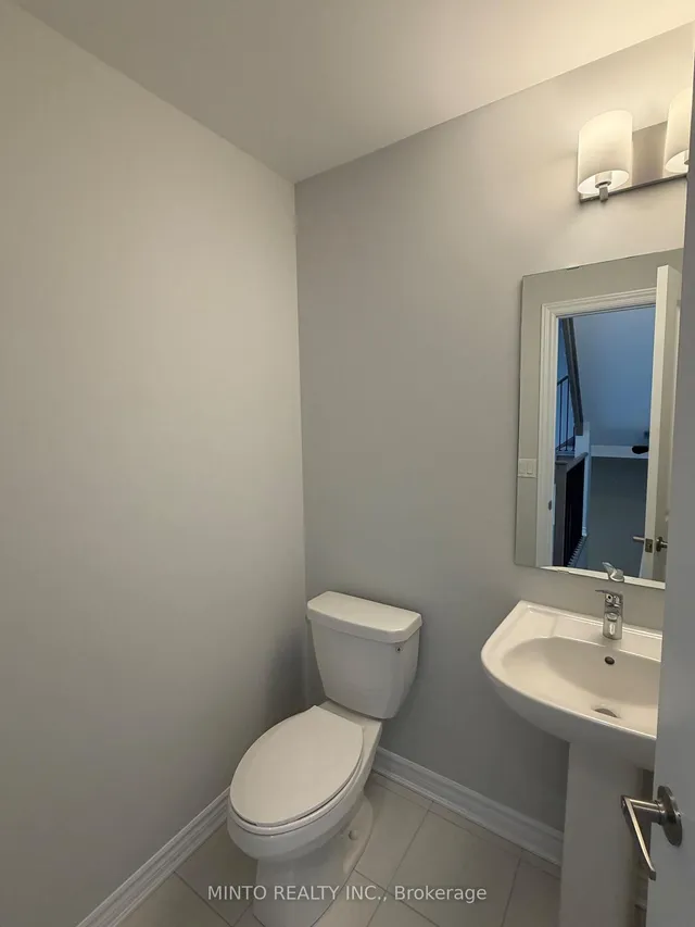 1124 Greentree Path, Oshawa 5