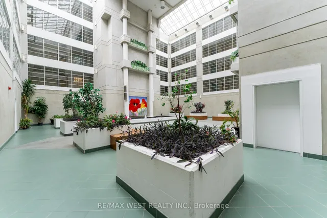 5800 Sheppard Ave #414, Toronto 3