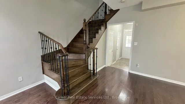123 Silverwood Circ, Ajax 5