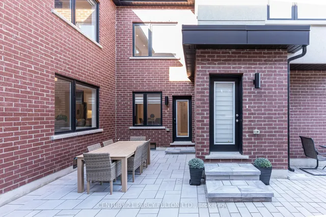 3B Norbury Cres, Toronto 3