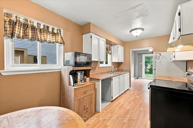 62 Alonna St, Clarington 5