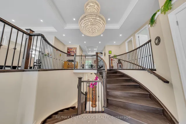 20 Nobert Rd, Toronto 5