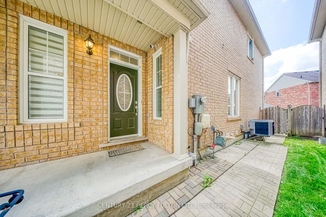 1749 Liatris Dr, Pickering 5