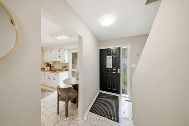 865 Gentry Cres, Oshawa 3