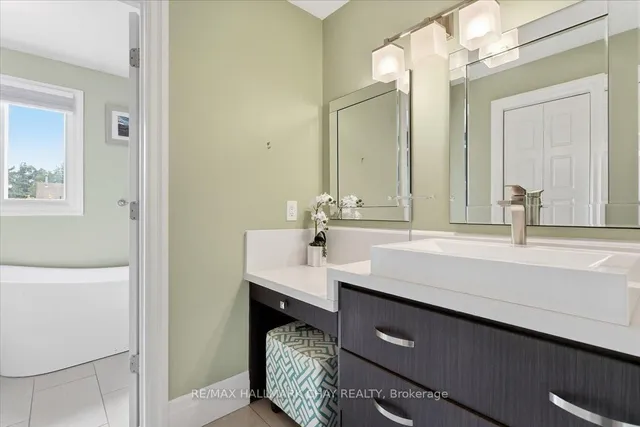 5 Draper Crt, Whitby 5