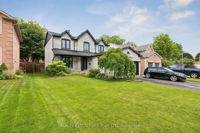 693 Barnes Cres, Oshawa 2