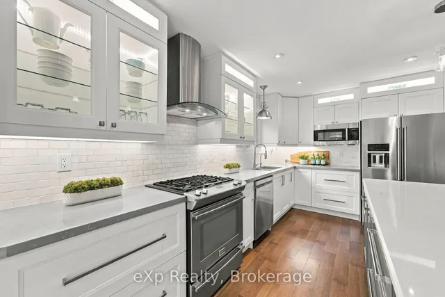 237 Lake Driveway, Ajax 2