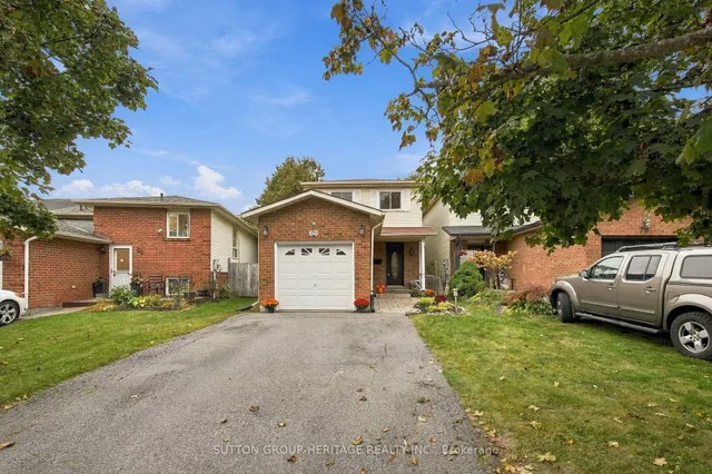 68 Hartsfield Dr, Clarington 2