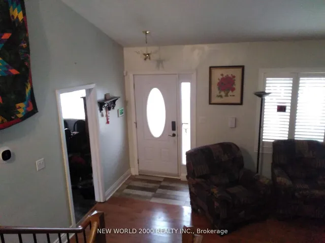 920 Greenwood Cres, Whitby 3