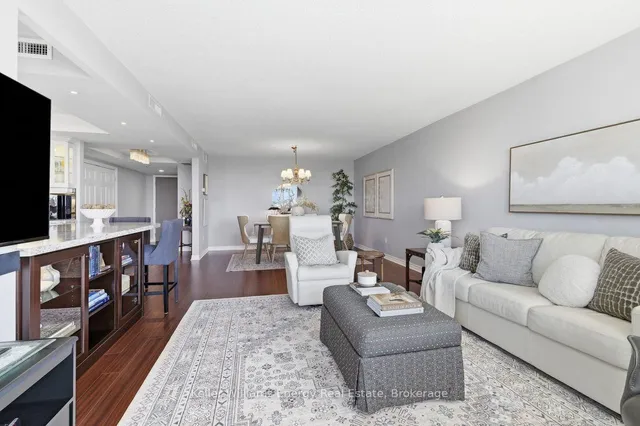 700 Wilson Rd #806, Oshawa 3