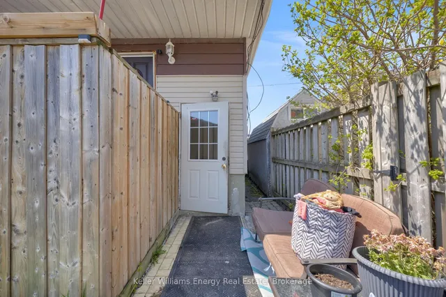 741 Ritson Rd, Oshawa 3