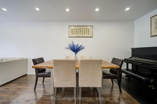 65 Shepton Way, Toronto 5