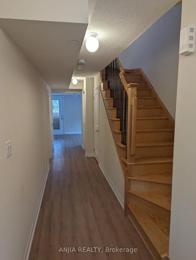 16 Coote Crt, Ajax 3