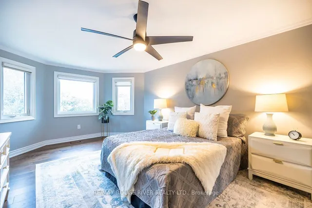 37 Wyndfield Cres, Whitby 2
