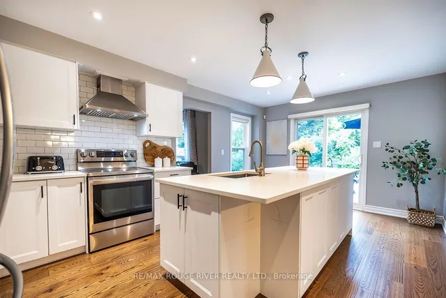 37 Wyndfield Cres, Whitby 5