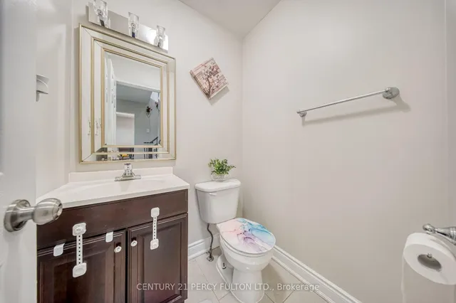 46 Hearne Cres, Ajax 2