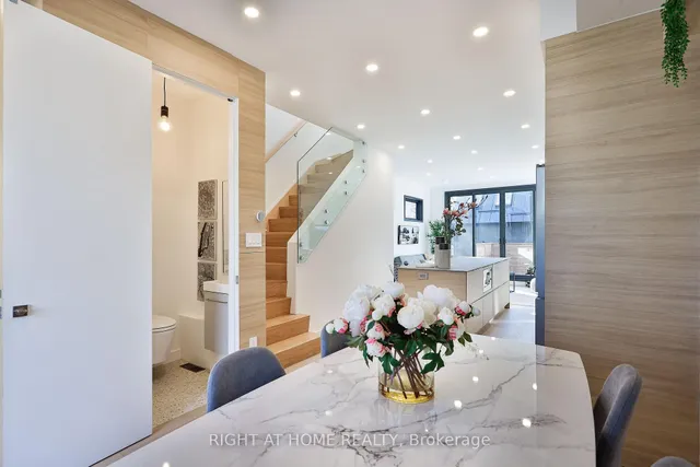 11 Merrill Ave #MAIN AND LANEWAY, Toronto 3