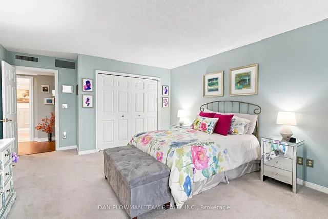 900 Wilson Rd #1003, Oshawa 3