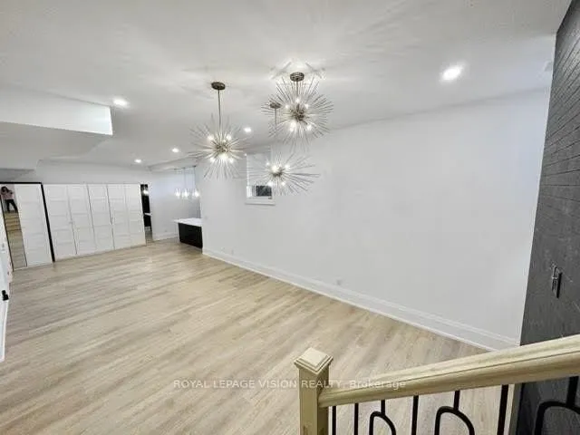 732 West Shore Blvd, Pickering 4