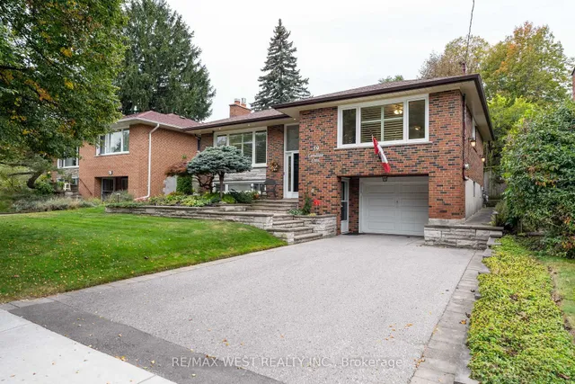 59 Landfair Cres, Toronto 3