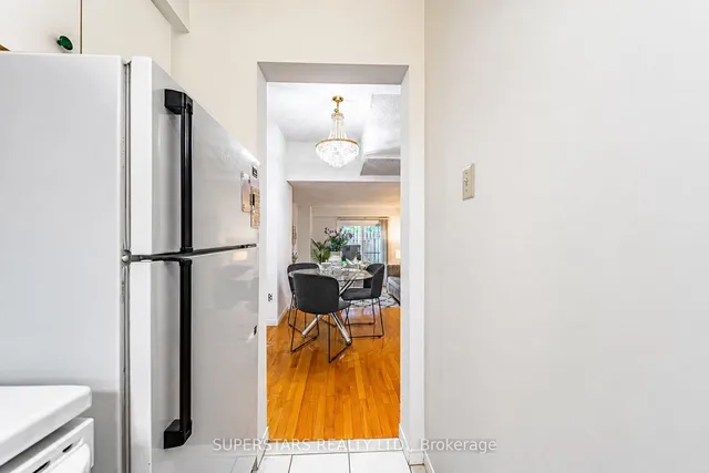 275 Broadview Ave #10, Toronto 3