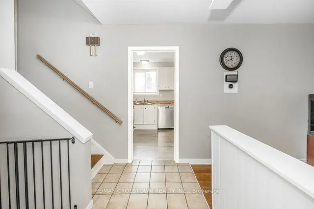 865 Krosno Blvd, Pickering 4