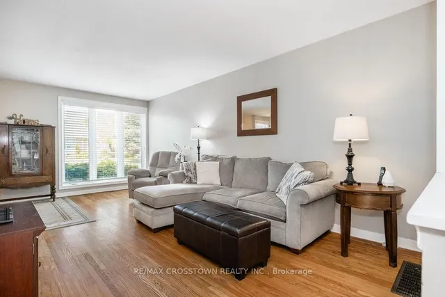 865 Krosno Blvd, Pickering 5