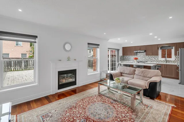 32 Armitage Cres, Ajax 5