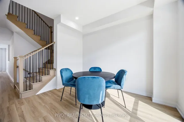 138 Danielle Moore Circ, Toronto 4