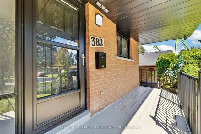 382 Fairlawn St, Oshawa 5