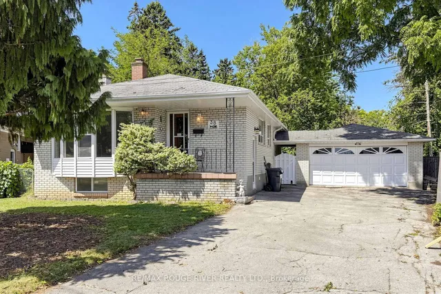 38 Lombardy Cres, Toronto 3