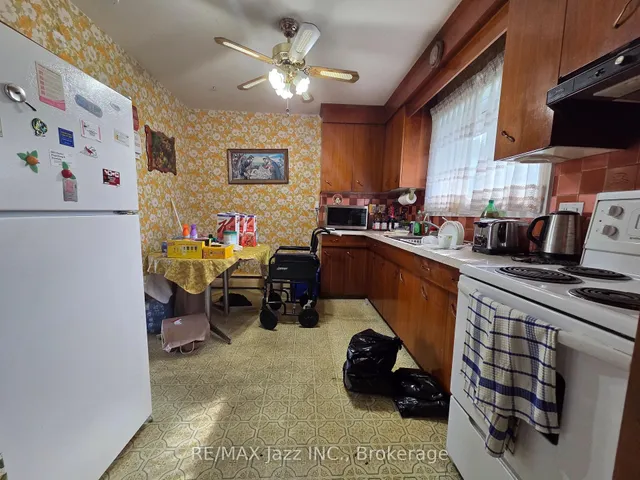 302 Poplar St, Oshawa 5