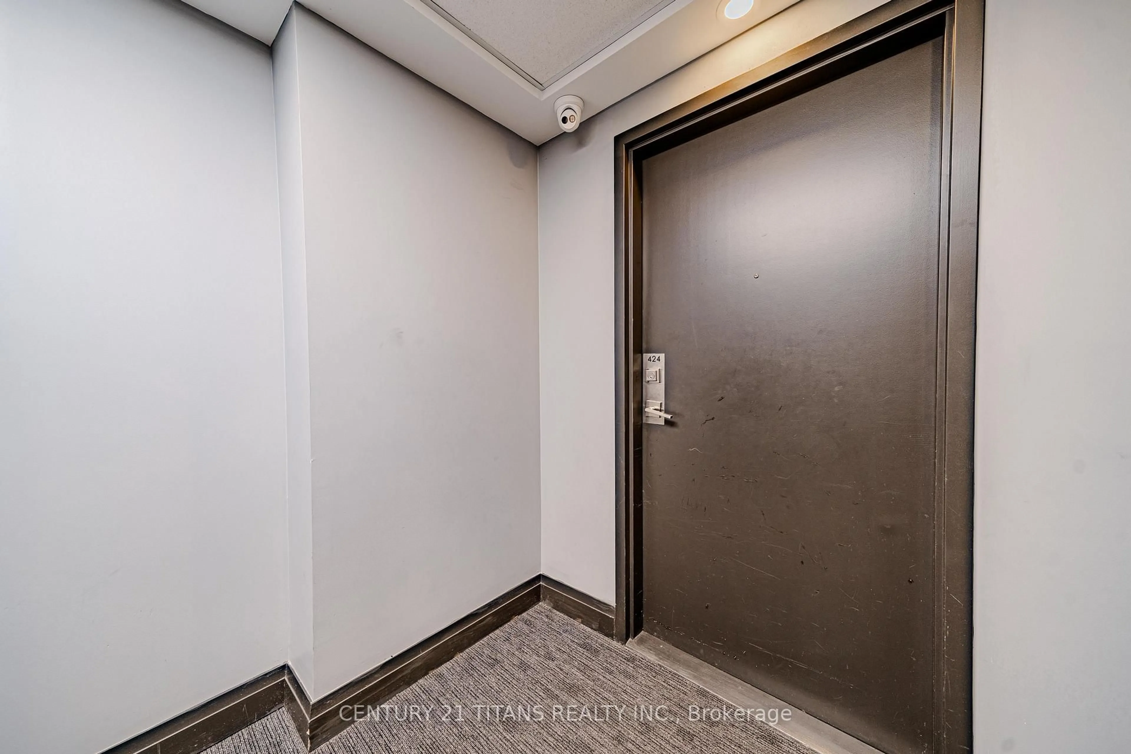 trreb/IMG-E13858676_c57c98dd-6588-45a1-9b4b-be951fe2c199-l.jpg