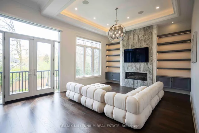 413 Sheppard Ave, Pickering 2