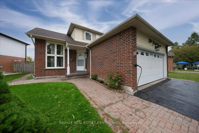 257 Wright Cres, Ajax 4
