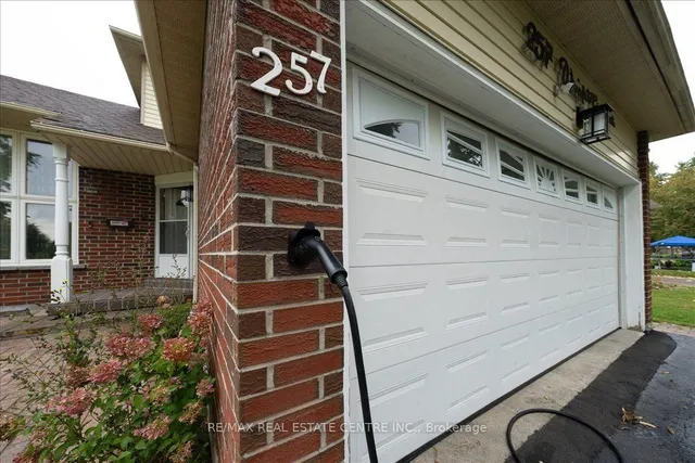 257 Wright Cres, Ajax 5