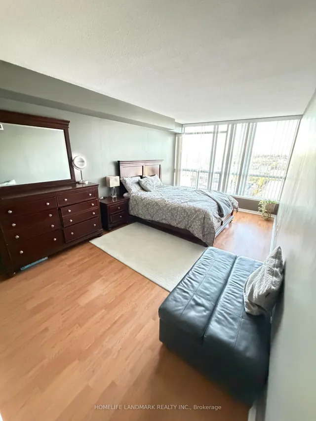 4725 Sheppard Ave #1406, Toronto 4