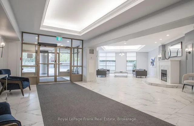 712 Rossland Rd #213, Whitby 5