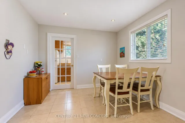 82 Keyworth Tr, Toronto 3