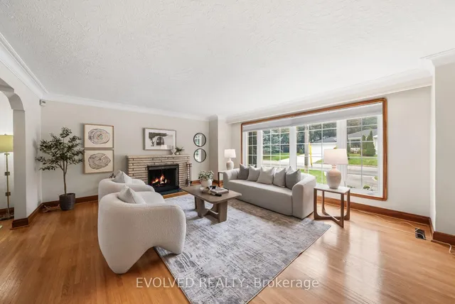 105 Sylvan Ave, Toronto 5