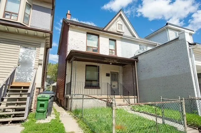 776 Gerrard St, Toronto 2