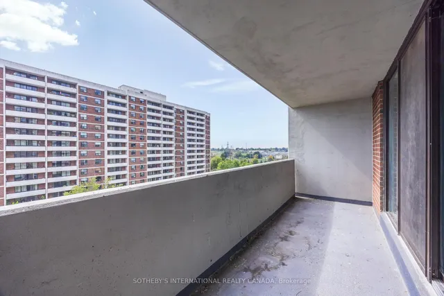 100 Prudential Dr #911, Toronto 5