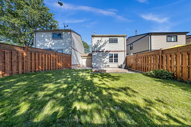 53 Banner Cres, Ajax 5