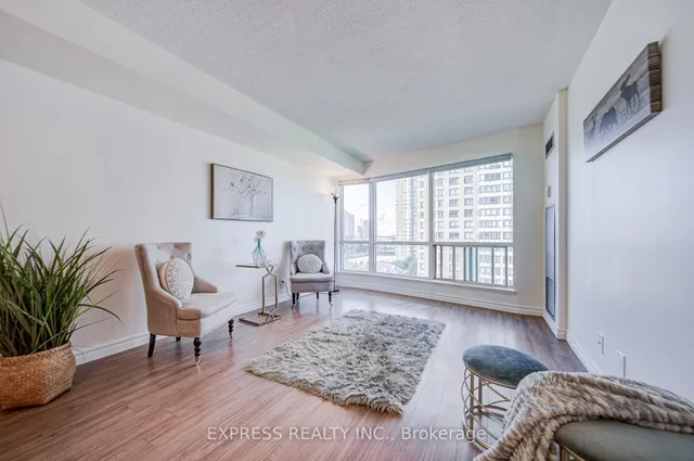 18 Lee Centre Dr #1111, Toronto 5