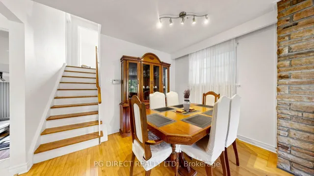 19 Bournville Dr, Toronto 5